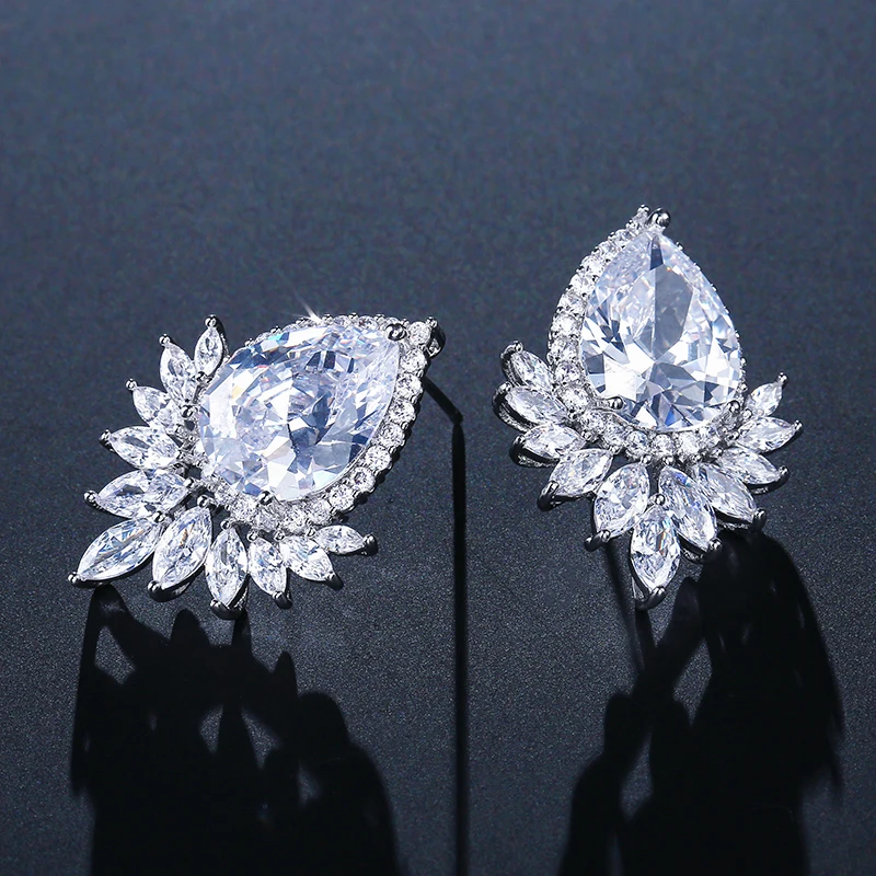 

Uilz Fashion Water Drop Design Stud Earrings AAA Cubic Zircon Women Jewelry For Party UE2009