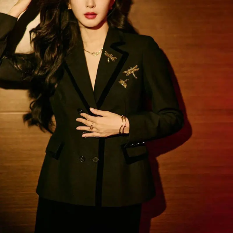 Классический дизайнерский черный блейзер с вышивкой модный двубортный