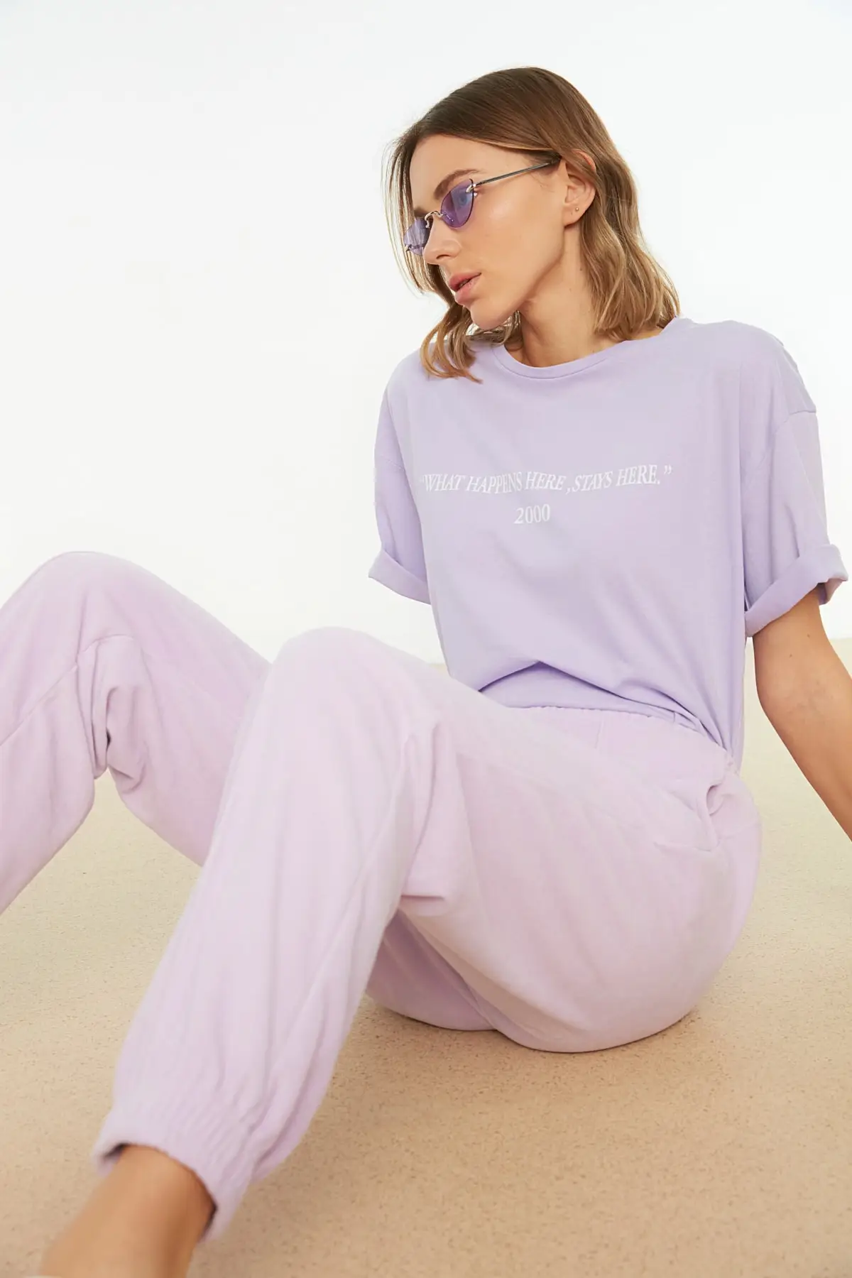 

Trendyol velvet knitted sweatpants TWOAW21EA0201