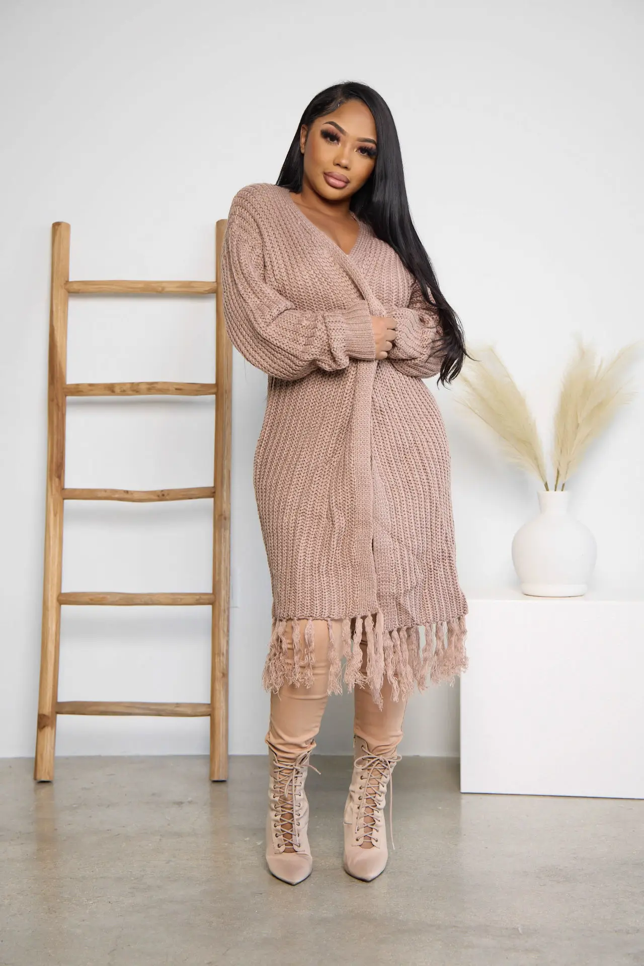 

Chocomist Outwears Cozy Solid Tassel Deisgn Warm Women Long Cardigan