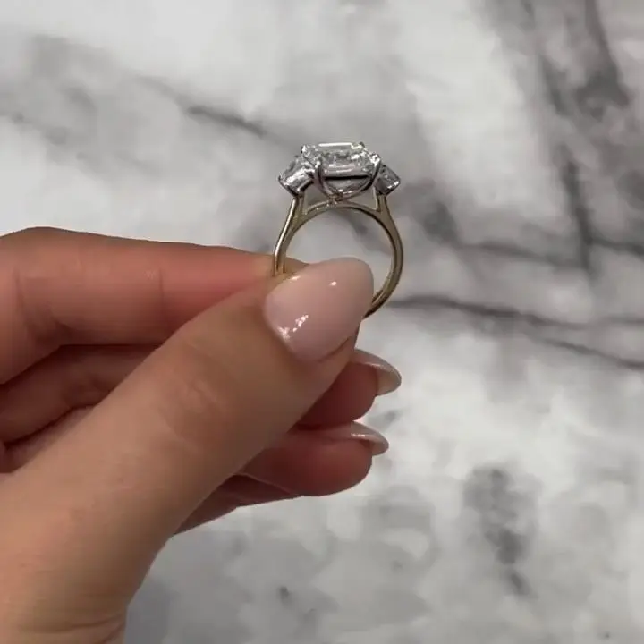 JOVOVASMILE Square Moissanite Ring 4.5carat 9.5x9.5mm Asscher Cut Two-Tone 18k Yellow White Rose Gold With 2.2mm Solitaire Band