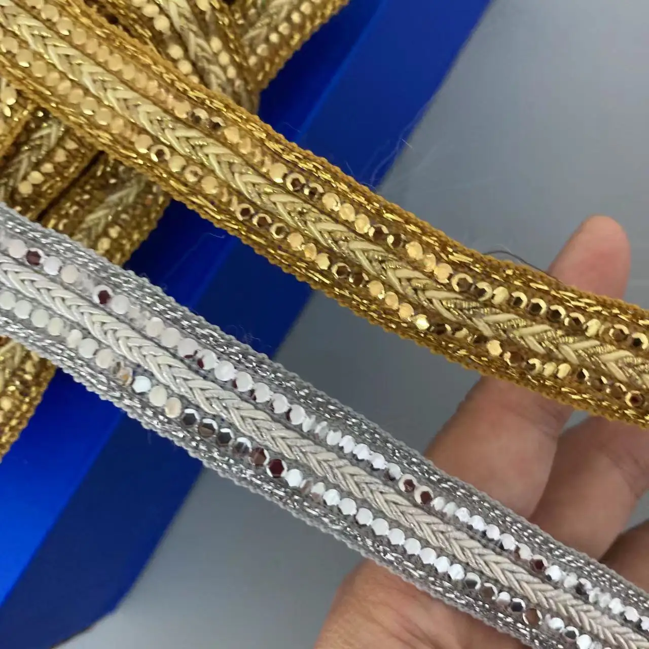 Кружевная тесьма 2 ярда 1 7 см