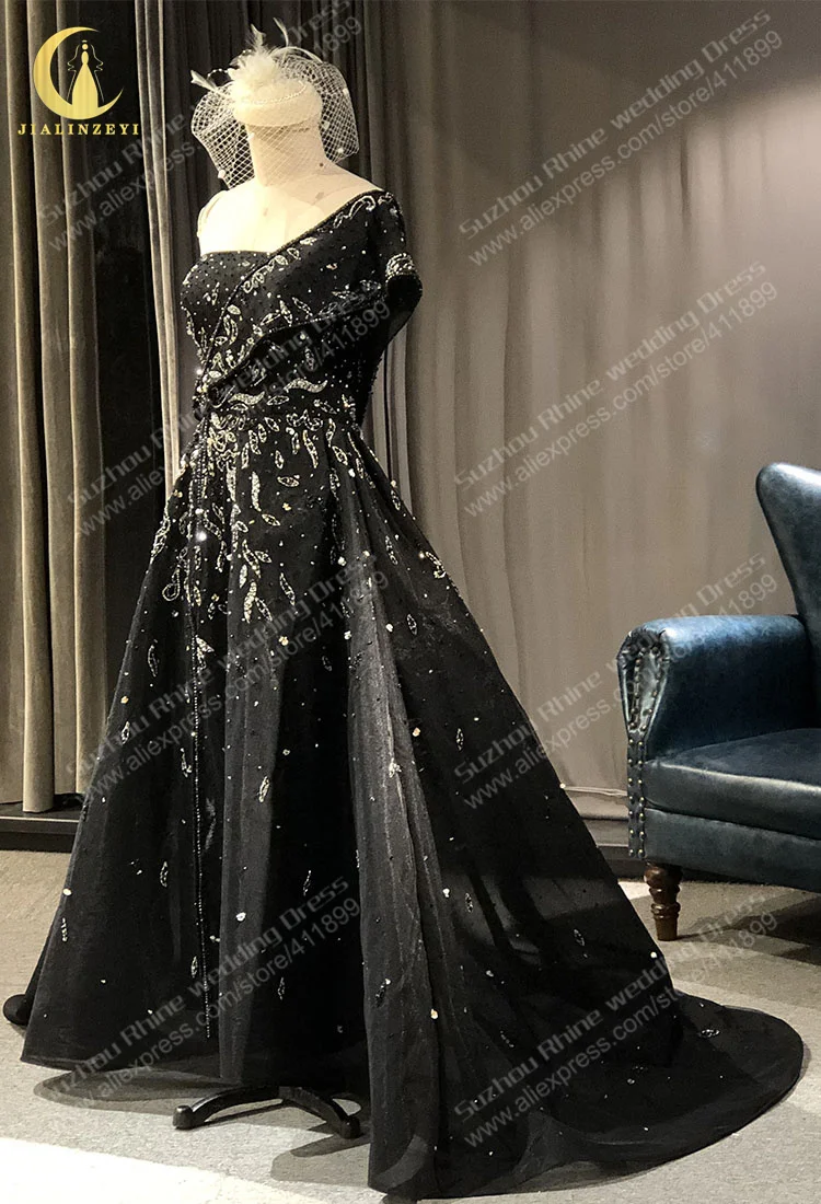 Рисунок 4 - Женское роскошное вечернее платье