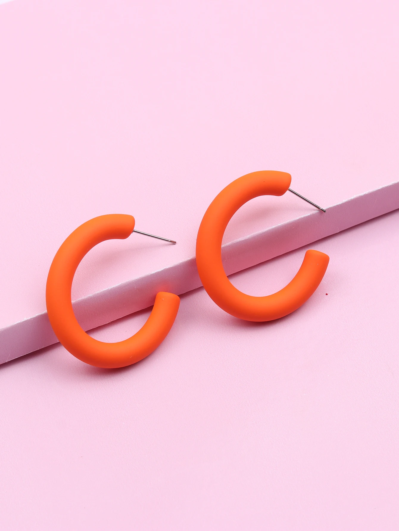 Акриловые серьги-гвоздики для женщин модный пляжный стиль S-образные красочные