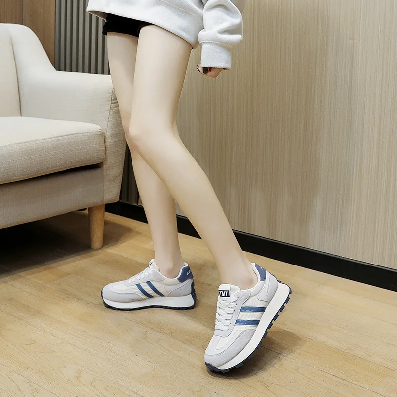 Новые женские универсальные кроссовки на толстой подошве