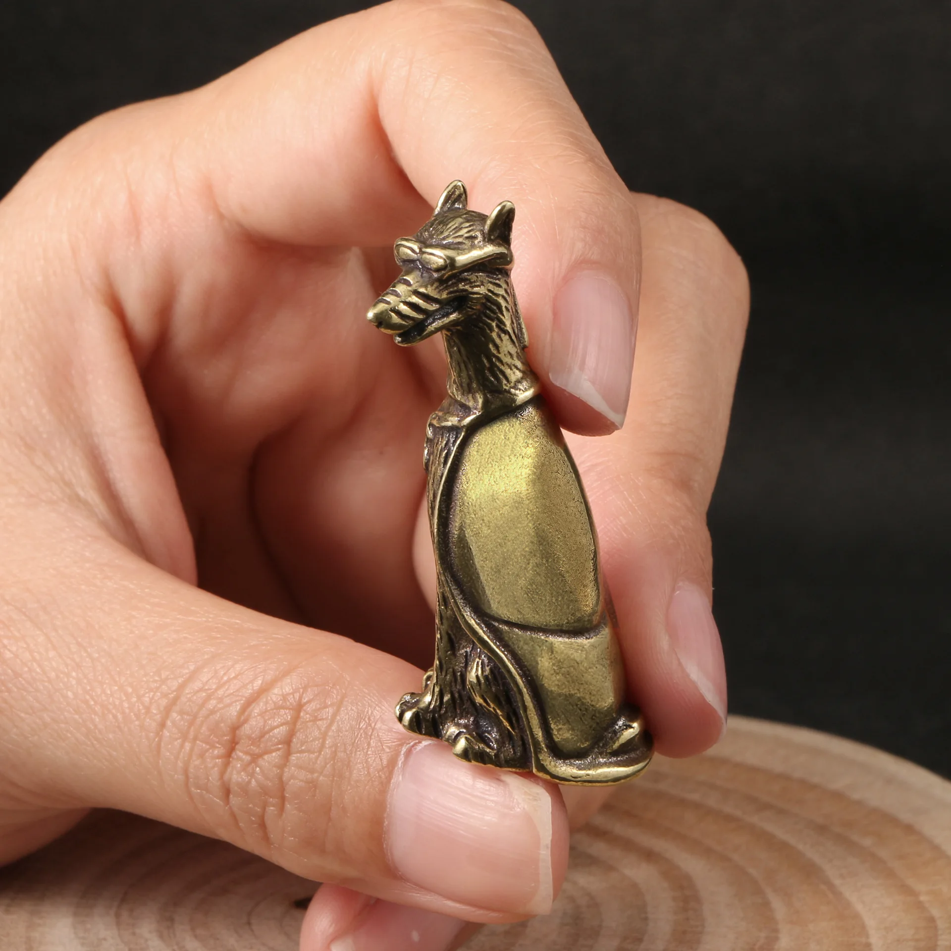 

Медные статуэтки собак OIMG