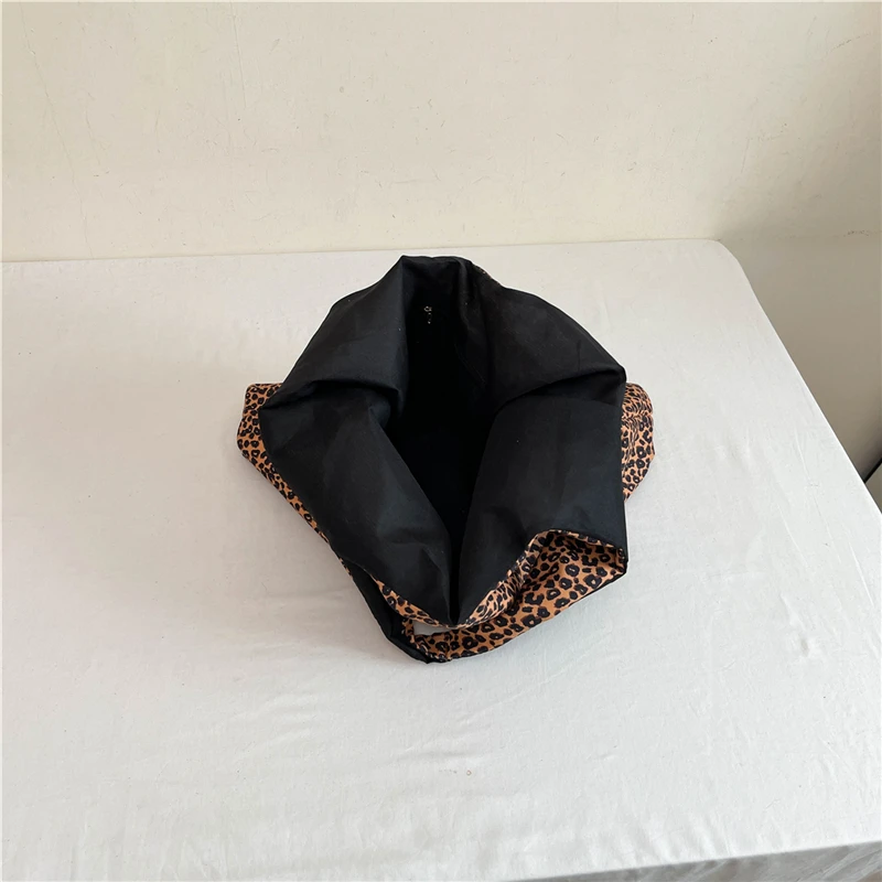 Простые спортивные сумки для хранения вещей большая вместимость новые модные