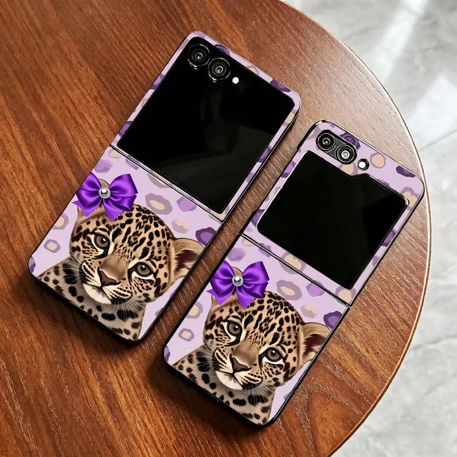 Фото Чехол Stripe Litter Tiger для Samsung Galaxy Z Flip 7 6 5 4 3 Z Fold 7 6 5 4 3 №5