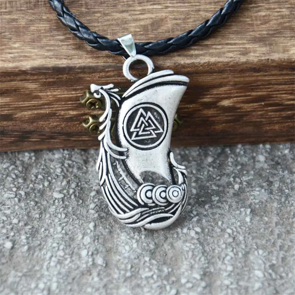 Ожерелье с подвеской Huginn и Muninn Valknut Battleship