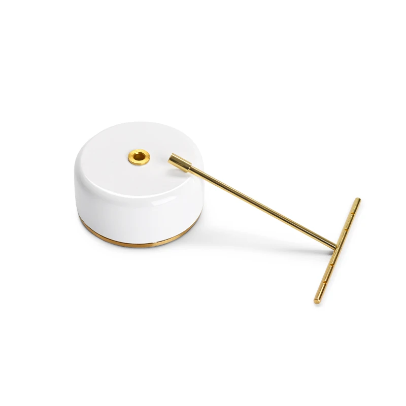 Light luxury metal resin earrings display stand Simple earrings earrings round base white earrings display stand