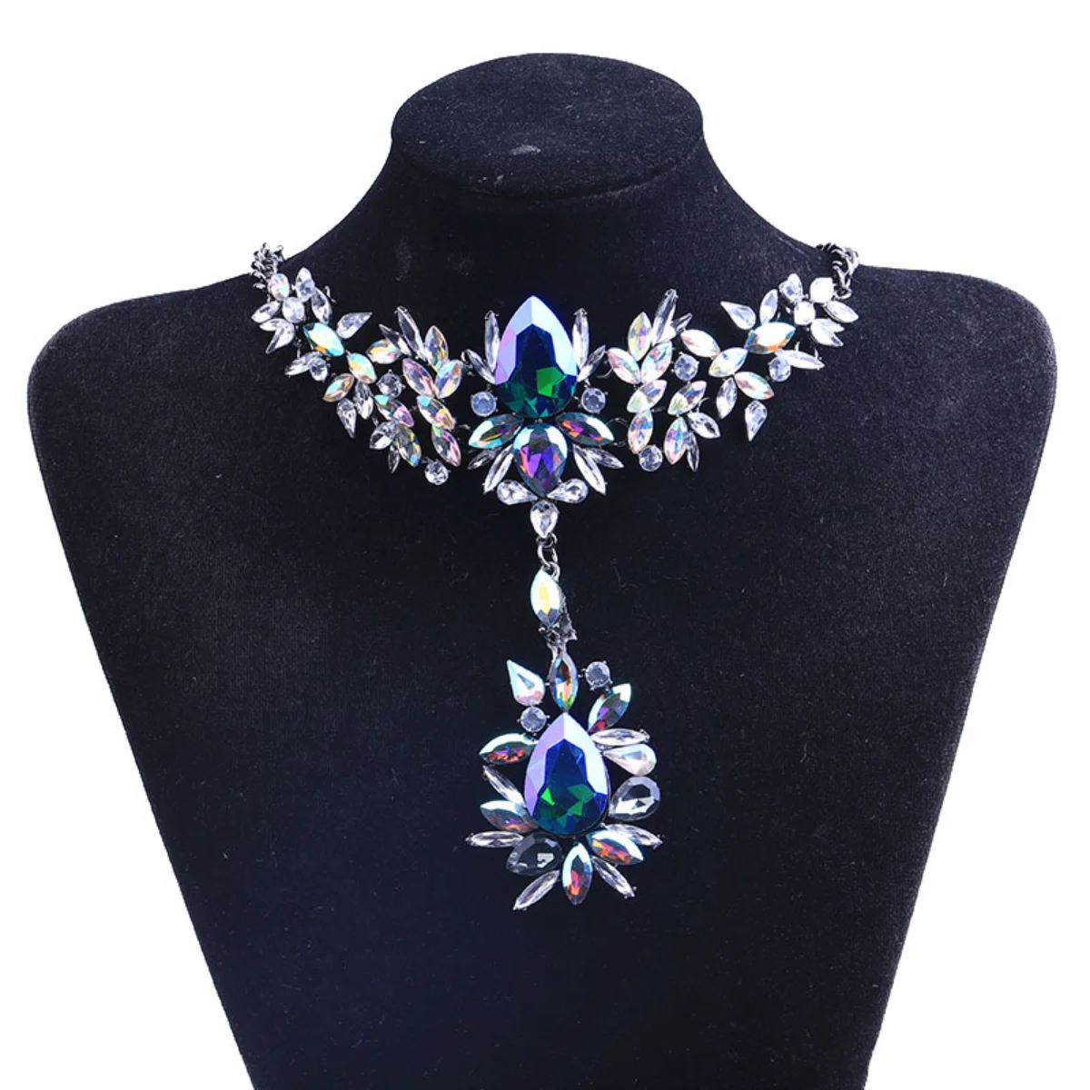 

Luxury Sapphire Exaggerate Party Popular Personality Jewelry Set with Gem Neckchain Pendant Short Necklace Wedding Performance