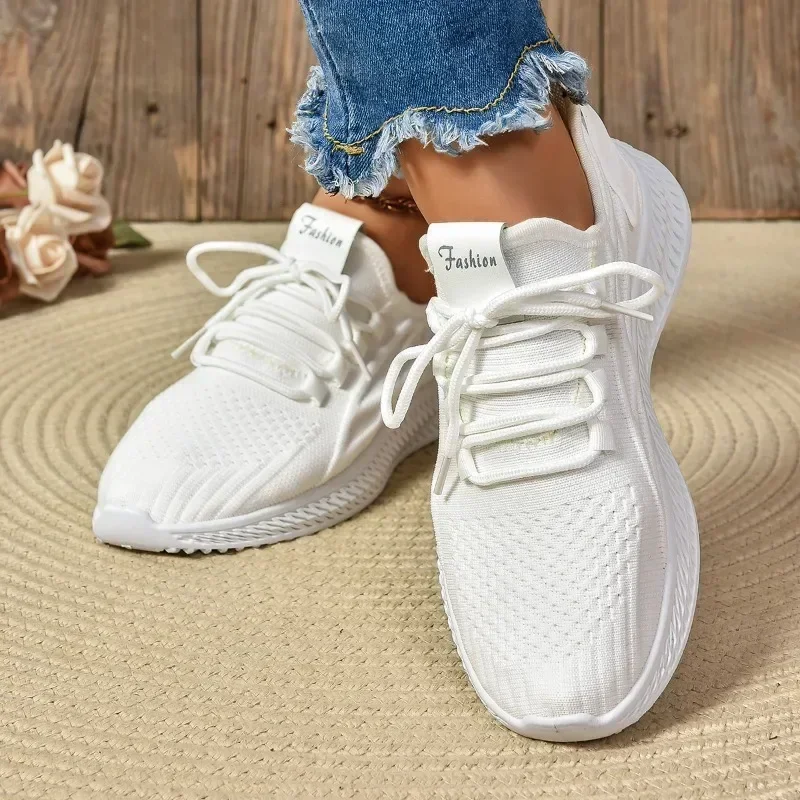 Новинка 2024 модная женская повседневная обувь дышащая сетчатая прогулочная на