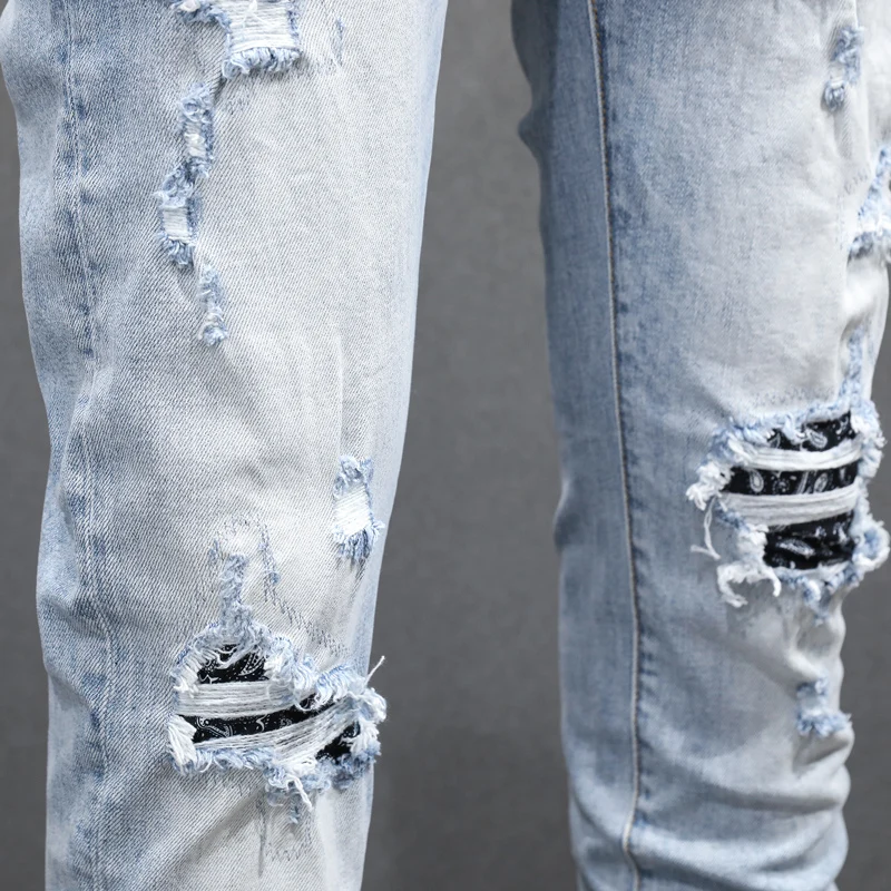 Street Fashion Men Jeans Retro Light Blue Elastic Stretch Skinny Ripped Jeans Men Bandana Patched Designer Hip Hop Brand Pants