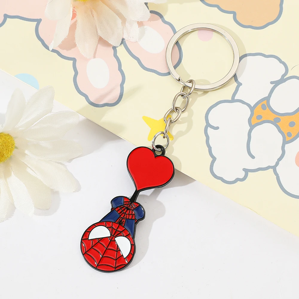 Модель Человека-паука Marvel брелок с изображением Мстителей супергероя для ключей