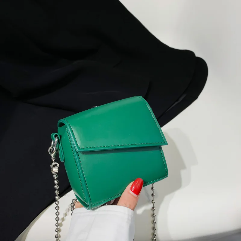 

Новинка, супермаленькая женская сумка с откидной помадой, роскошные кошельки и сумочки, кожаные сумки через плечо с цепочкой для женщин, 2022 ...