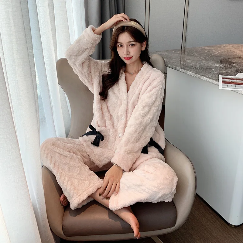 

Новинка Осень-зима 2022, Фланелевая пижама, Женская Повседневная утепленная бархатная пижама из кораллового флиса с бантом, женская пижама