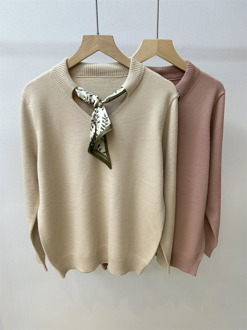 Осенняя одежда для мам среднего возраста. Элегантная трикотажная маленькая