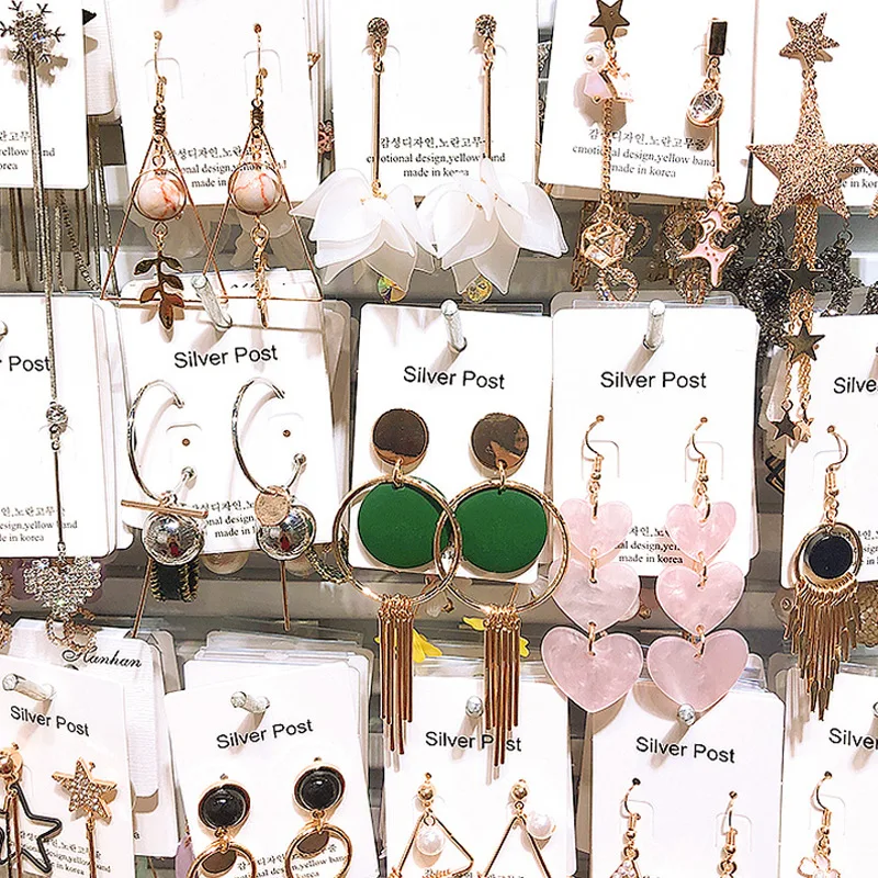 

2021 new fashion women's earrings ins Korean jewelry retro tassel stud earrings female temperament European&American earrings