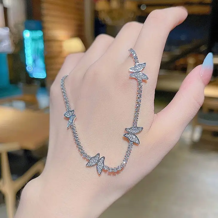 

Ожерелье-бабочка для женщин, модное ювелирное изделие высокого качества, цепочка с блестящими фианитами качества ААА, на лето, Простой повс...