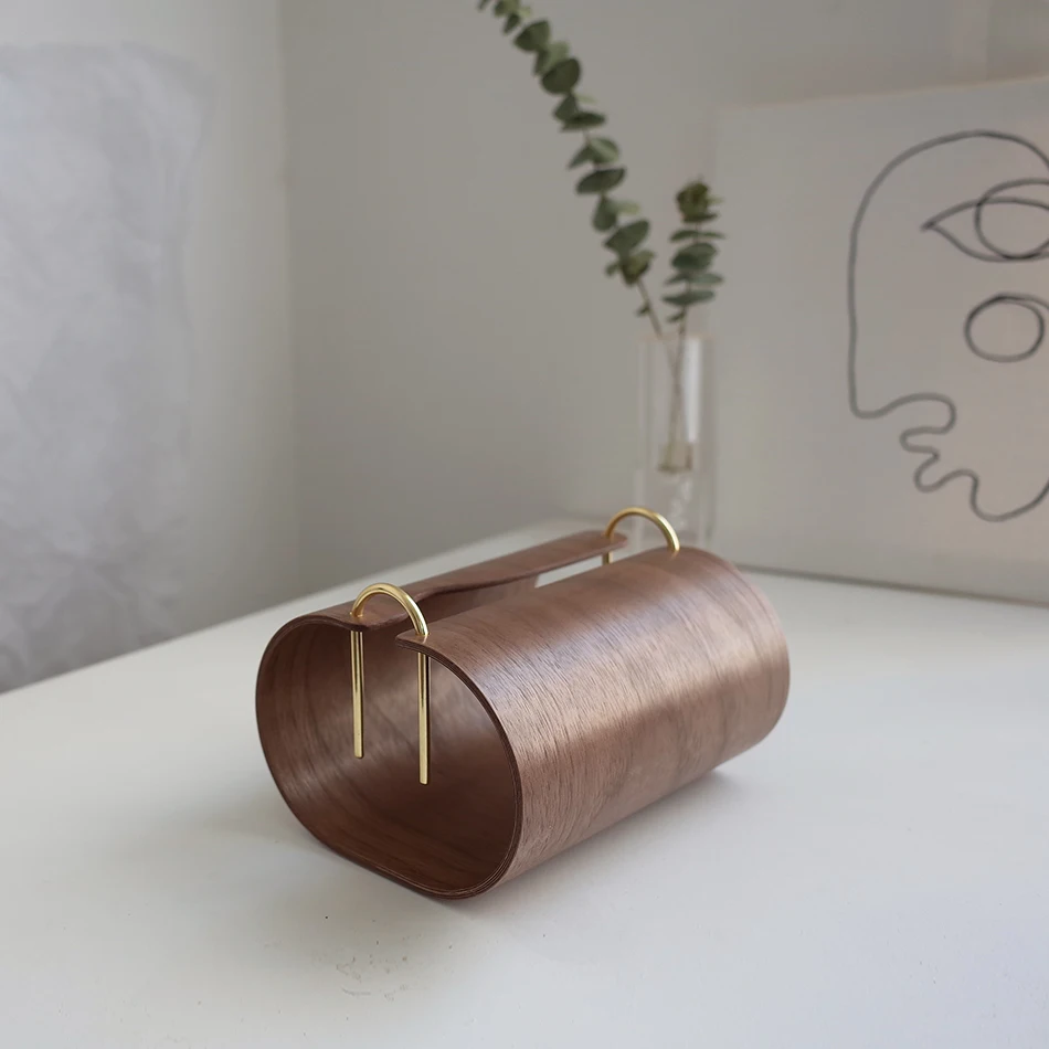 

New Simple Nordic Home Bedroom Living Room Coffee Table Original Design Creative Solid Wooden Tissue Box For Pumping