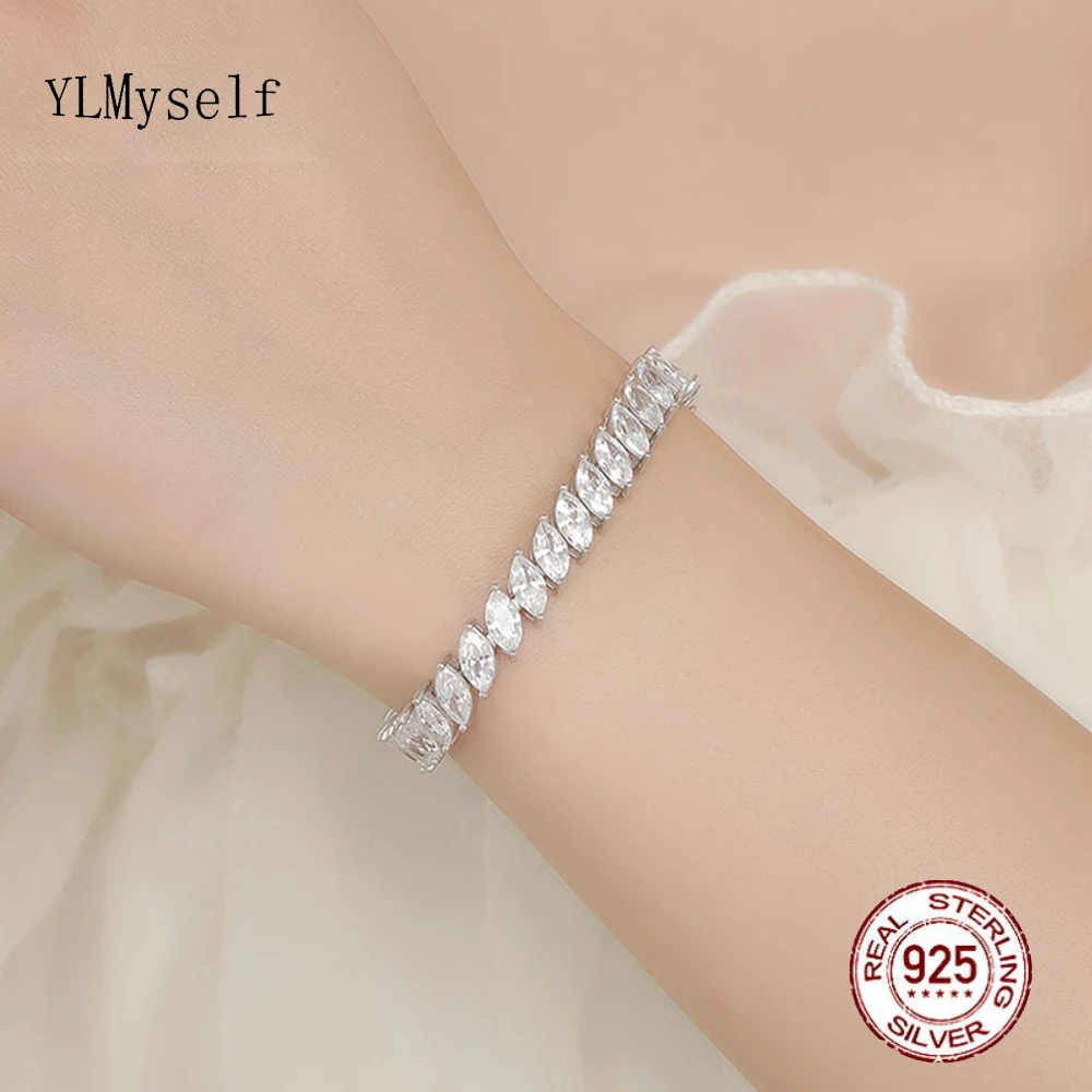 Настоящие 925 Изящные ювелирные изделия паве 4*8 мм лошадь петли форма кубический