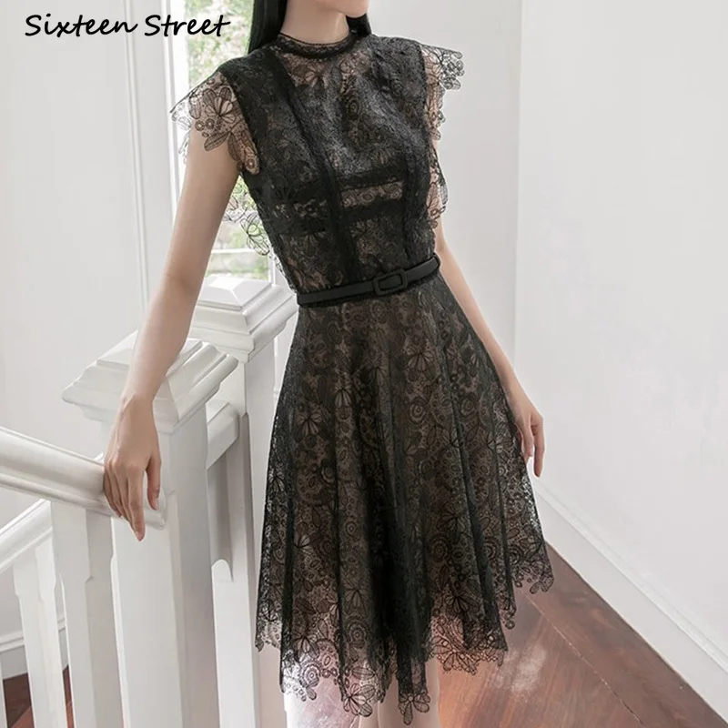 

Женское кружевное платье с цветочным узором, круглым вырезом и крючком