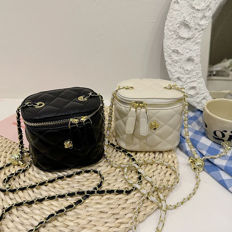 

Texture Rhombus Shoulder Bag for Women 2023 New Chain Messenger Shoulder Bag Small Fragrant Fashion Box Bag Texture Retro Bag