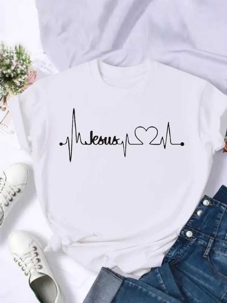 

Футболка женская с коротким рукавом, Модный повседневный топ с принтом, милый мультяшный рисунок в стиле 90-х, с надписью Love Faith, на лето