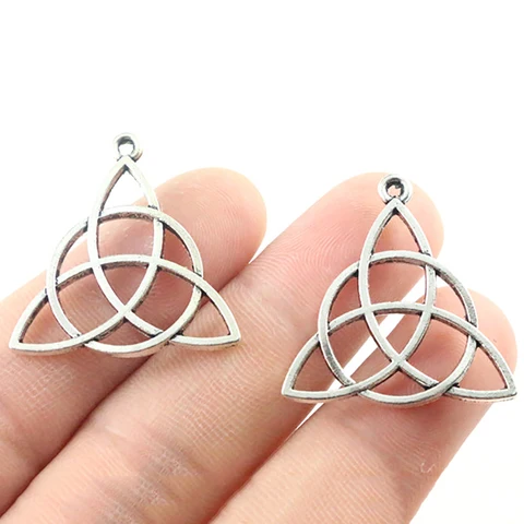 Шармы Wadsfred античные посеребренные