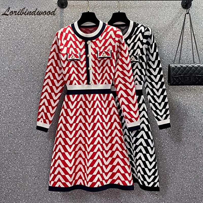 

Дизайнерское модное женское вязаное платье с буквенным принтом на пуговицах; Сезон осень-зима; Повседневное уличное платье-свитер контраст...