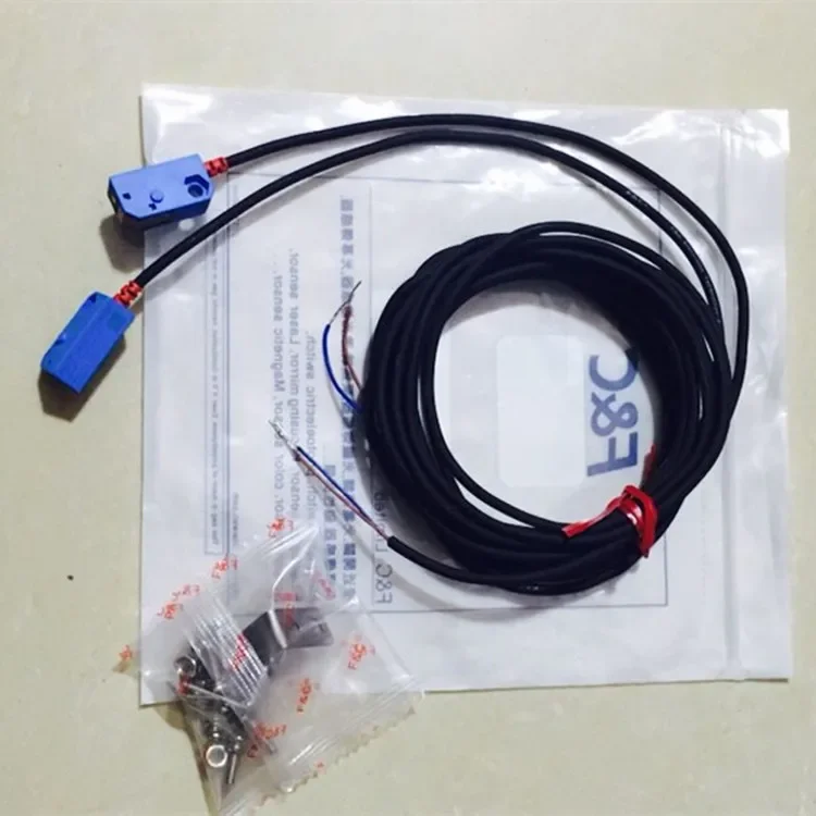 Новый оригинальный фотоэлектрический переключатель F &amp C