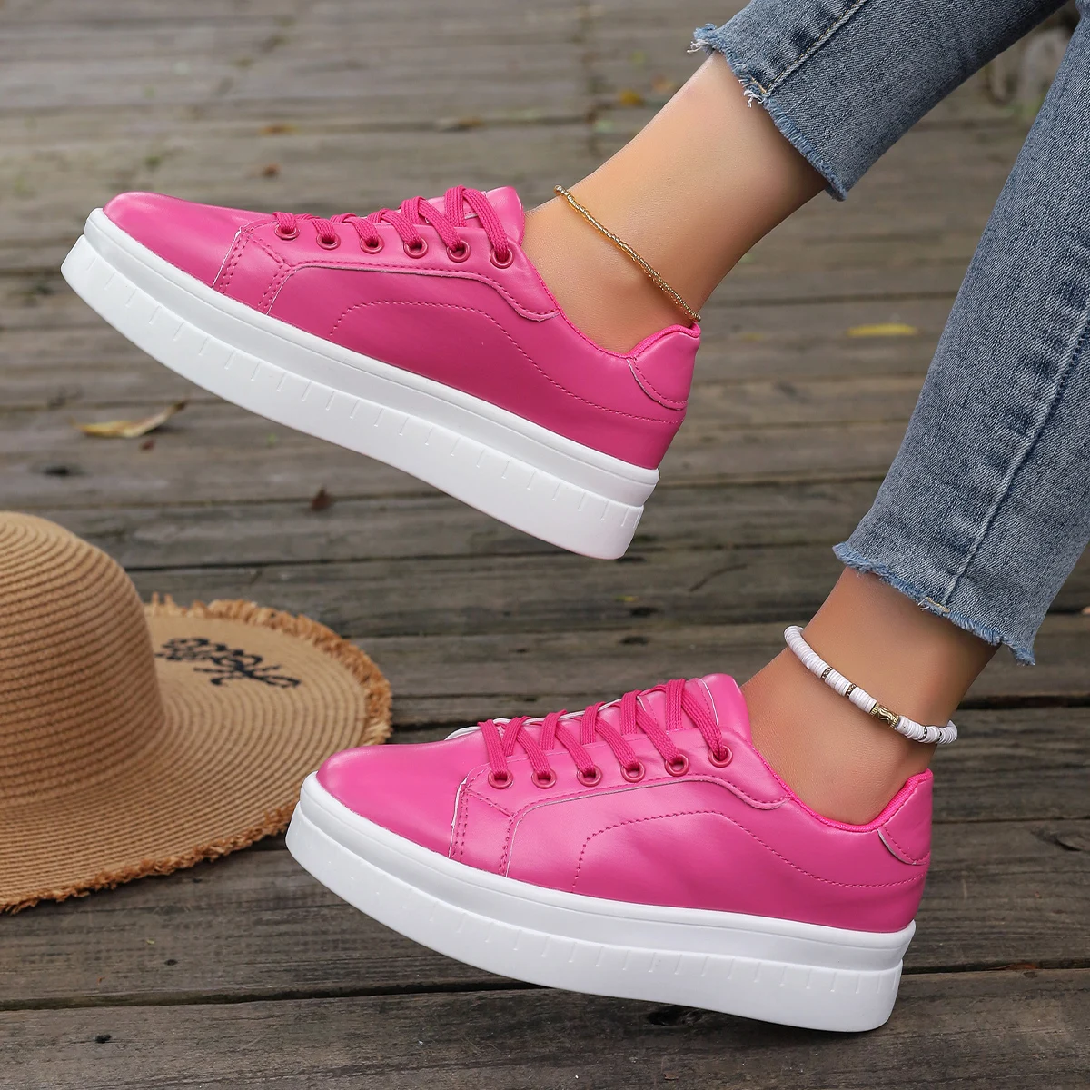 Женские кожаные туфли на платформе модные однотонные кроссовки массивном