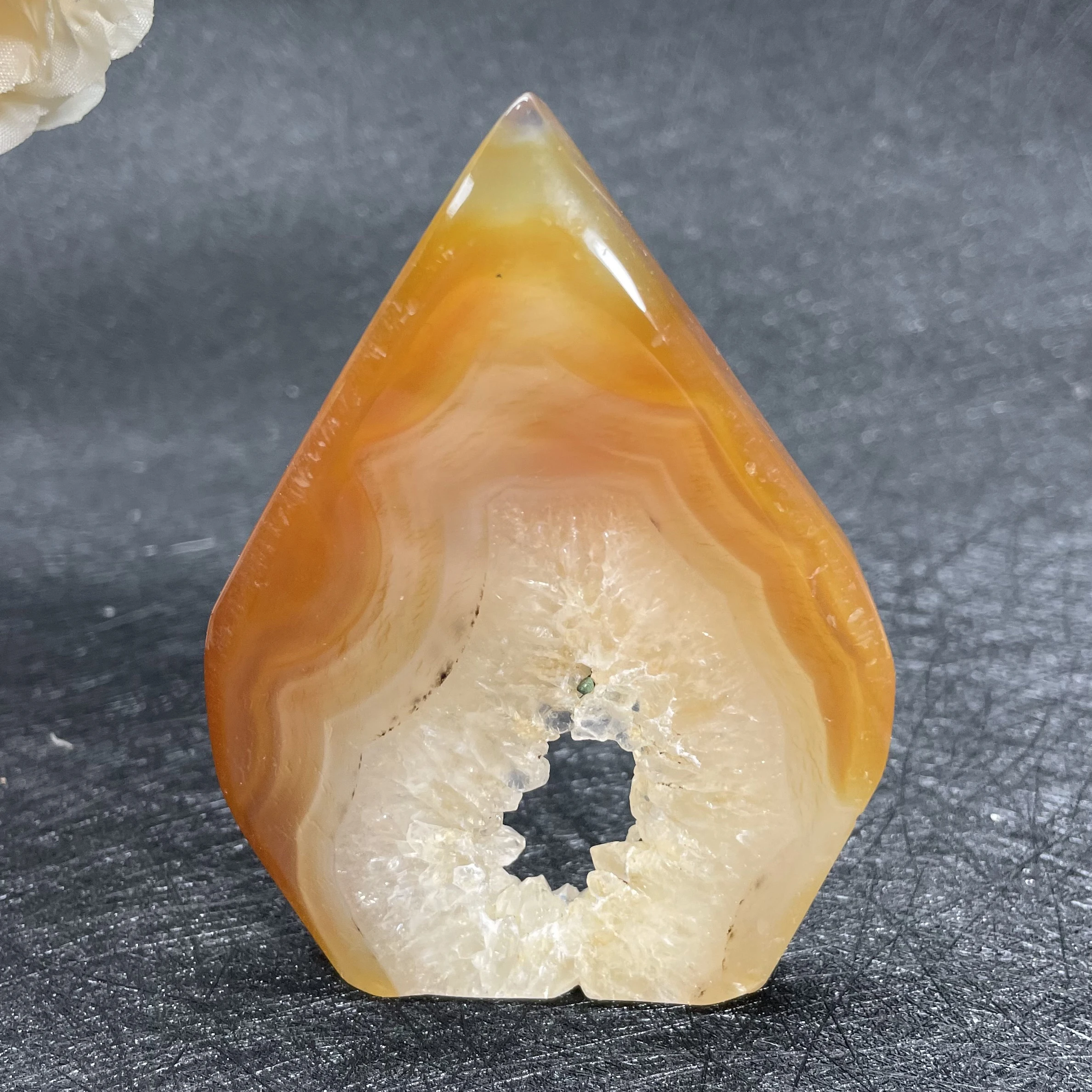 96 г натуральный красочный агат жеодовая башня полированная кристаллическая