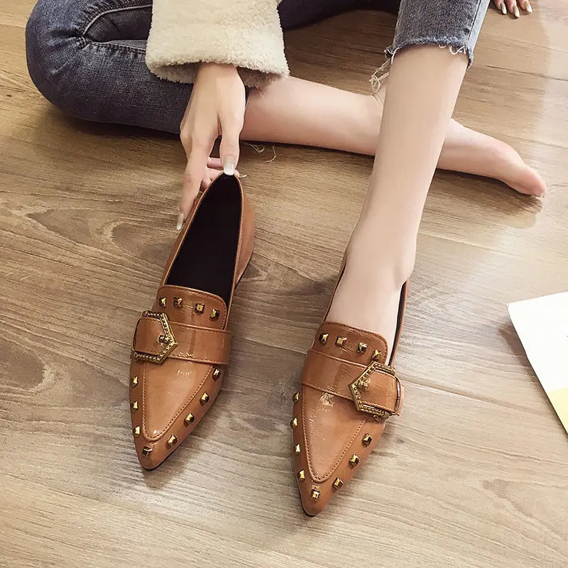 Women's shoes in the spring of 2021 new tide shoes a pedal pointed coarse documentary shoes fashion joker leisure doug