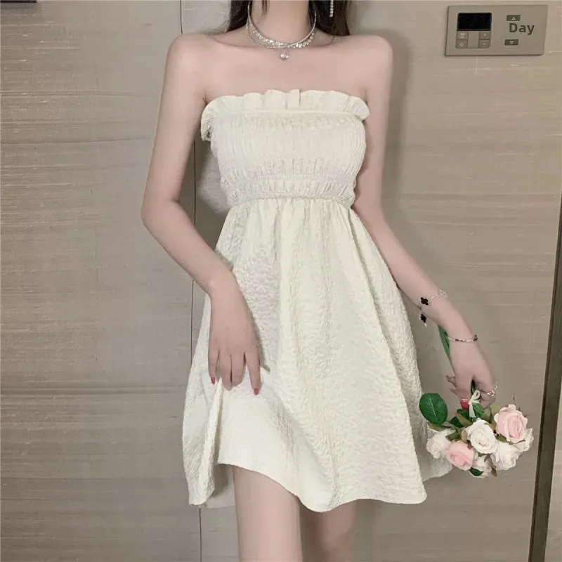 Милое элегантное мини-платье без бретелек женское летнее новое стильное