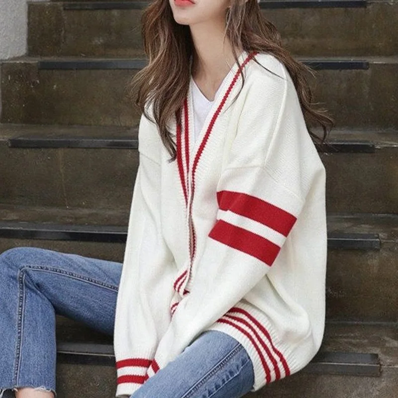 Рисунок 6 - Женский кардиган с длинным рукавом