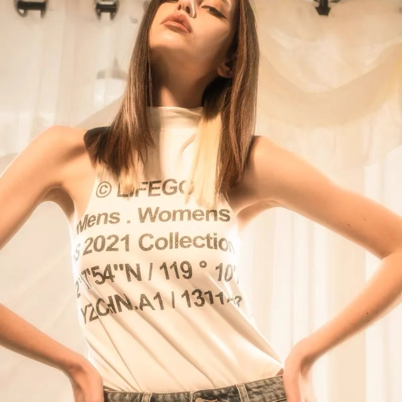 

Женская Повседневная футболка Y2Kstreetwear с высоким воротником, Однотонная рубашка без рукавов с английским принтом, хлопковый тонкий пуловер, ...