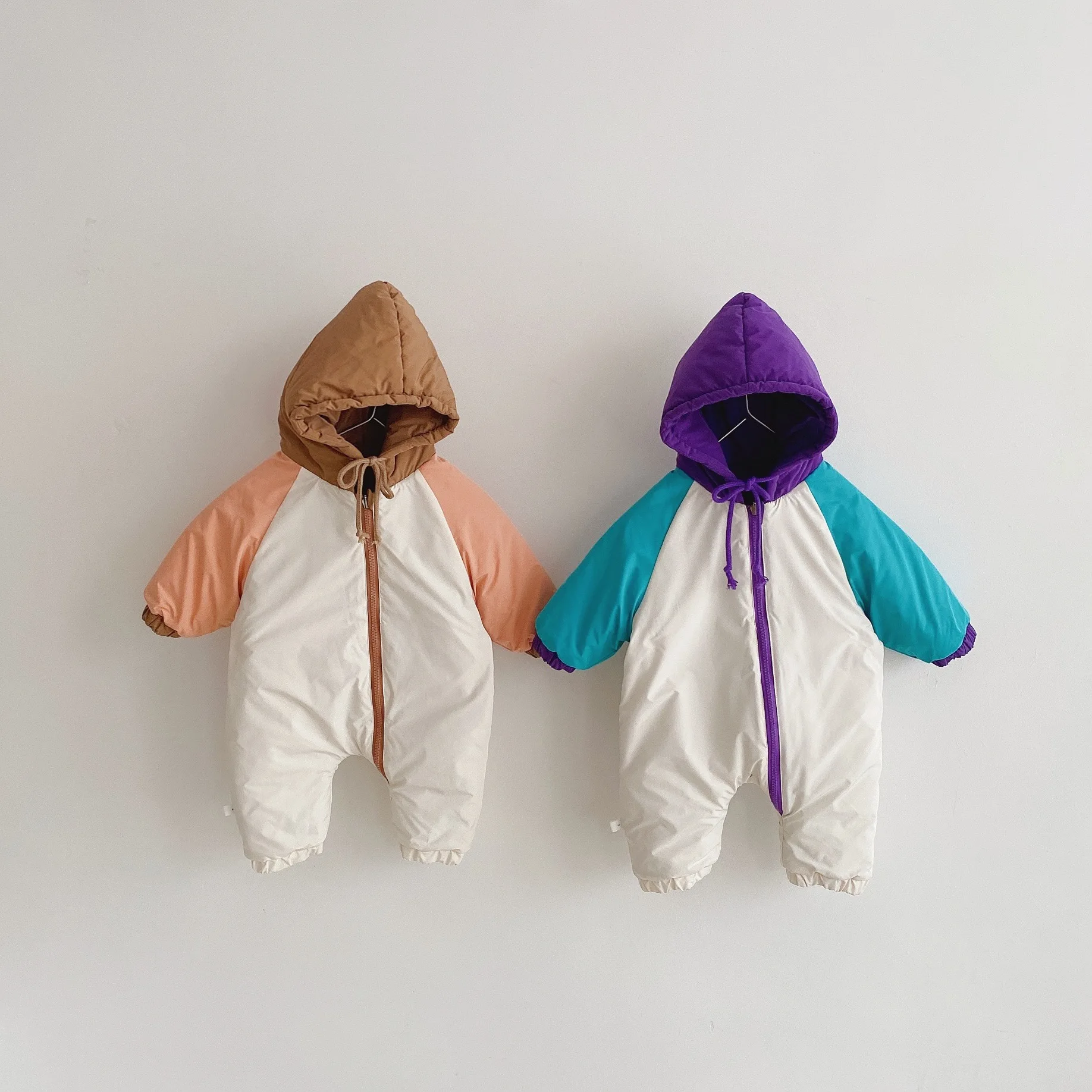 

Winter New Cotton Baby Bodysuit Korea Infants Thick Warm Hooded Romper Toddler Child Double Size Wear Outwear