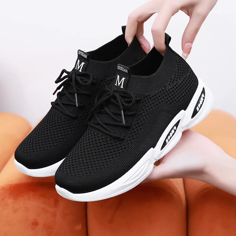 New Women Shoes Knitting Sock Sneakers Women Summer Slip On Flat Shoes Fashion Women Loafers Flats Walking Air Mesh Casual Shoes