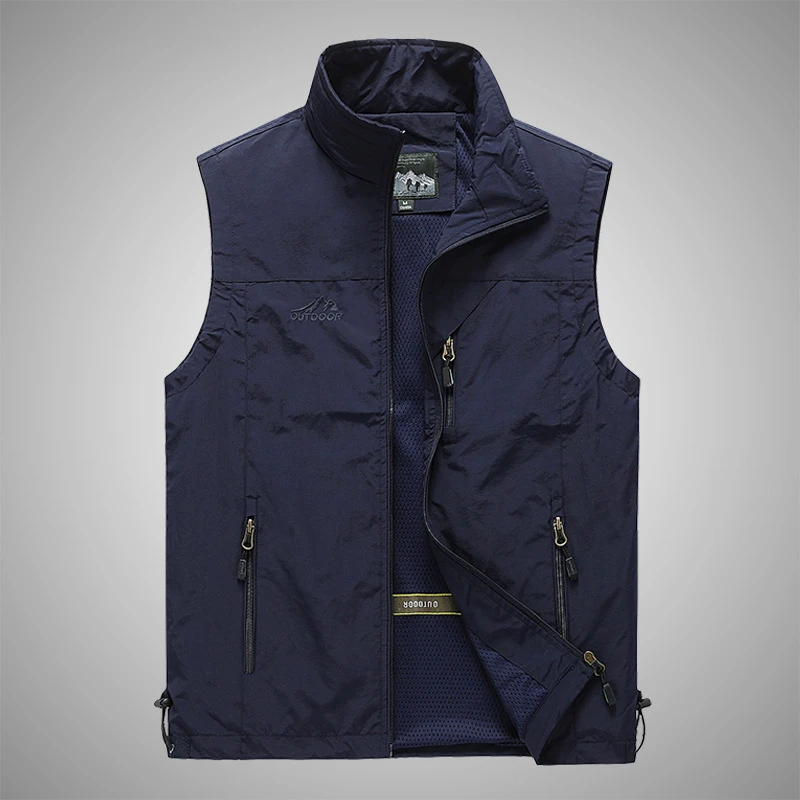 

FGKKS Spring New Men Waistcoat Outdoor Leisure Solid Color Vest Young Middle-aged Photography Fishing Casual Vest Jacket Male