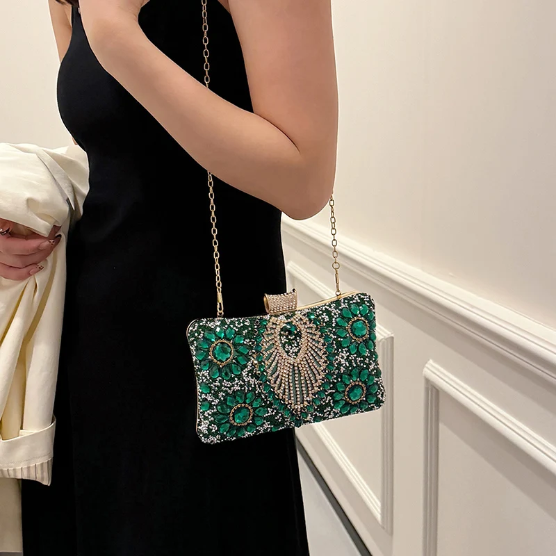 Женская вечерняя сумка