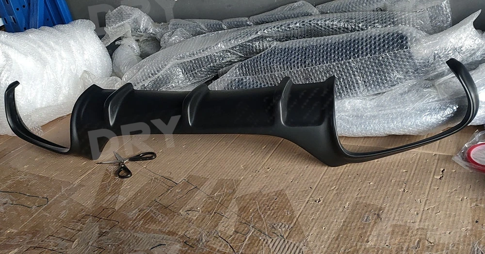 

Задний диффузор из углеродного волокна, бампер, спойлер, защита для BMW E63 E64 M6 2006-2010, разветвители, аксессуары для автотюнинга FRP