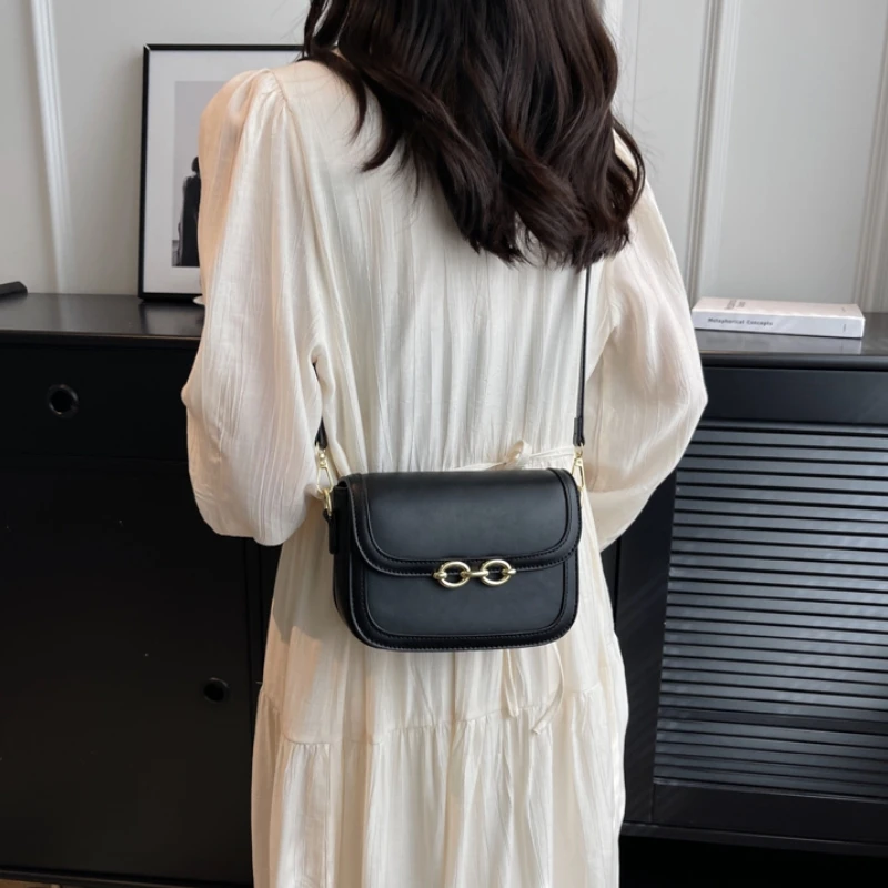

2023 Simple Crossbody Bags For Women Luxury Designer Classic Handbag High Quality Leather Shoulder Bag With Zipper New Trendy