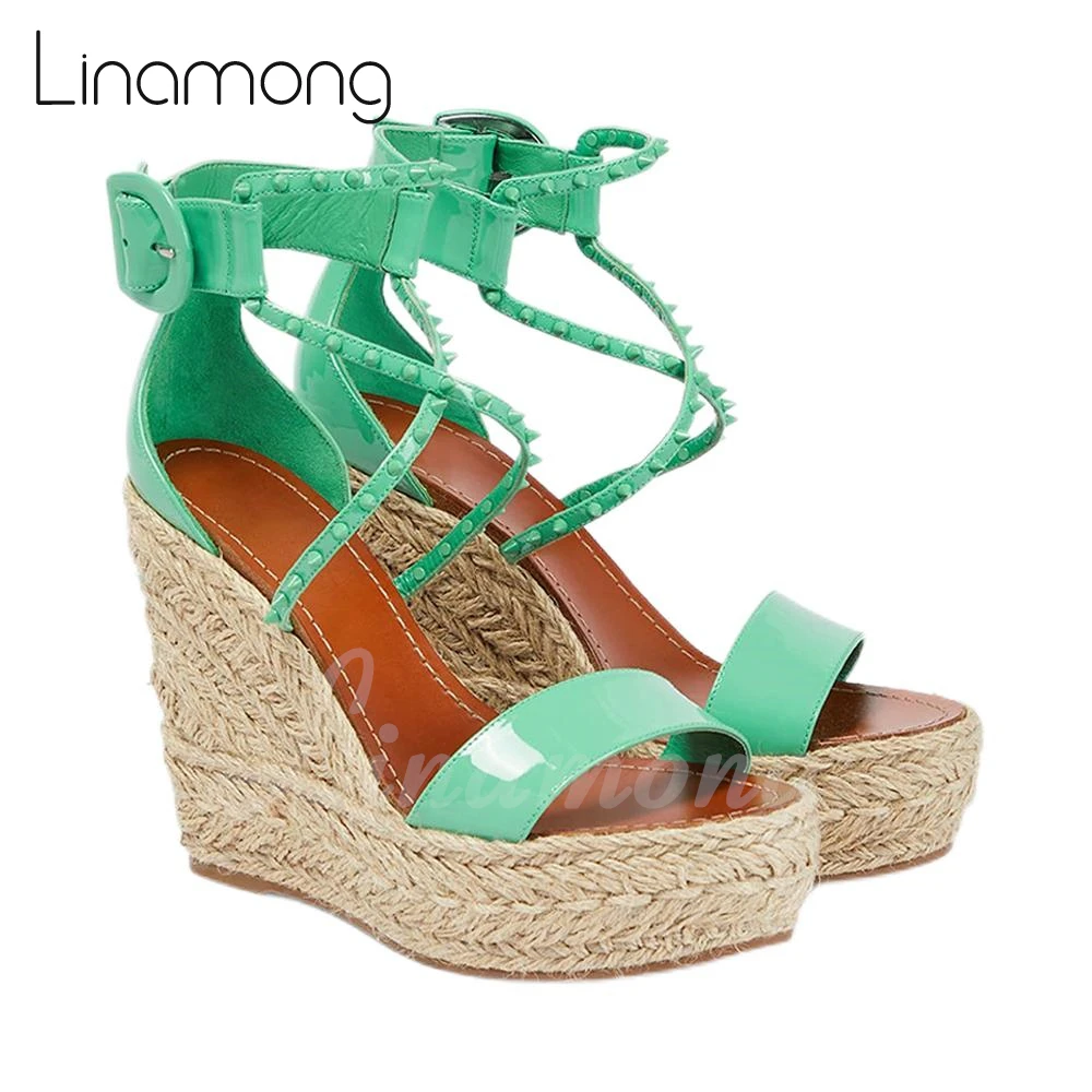

Metal Rivets Cross Strap Espadrilles Patent Leather Round Toe Wedge Sandals Luxury Designer Bright Summer Shoes for Ladies