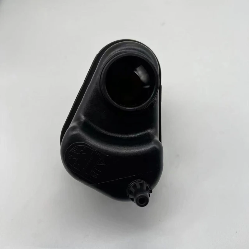 17138617045 17117639024 Расширительный бачок охлаждающей жидкости для BMW F20 F21 F22 F23 F30 F32 F34 F35