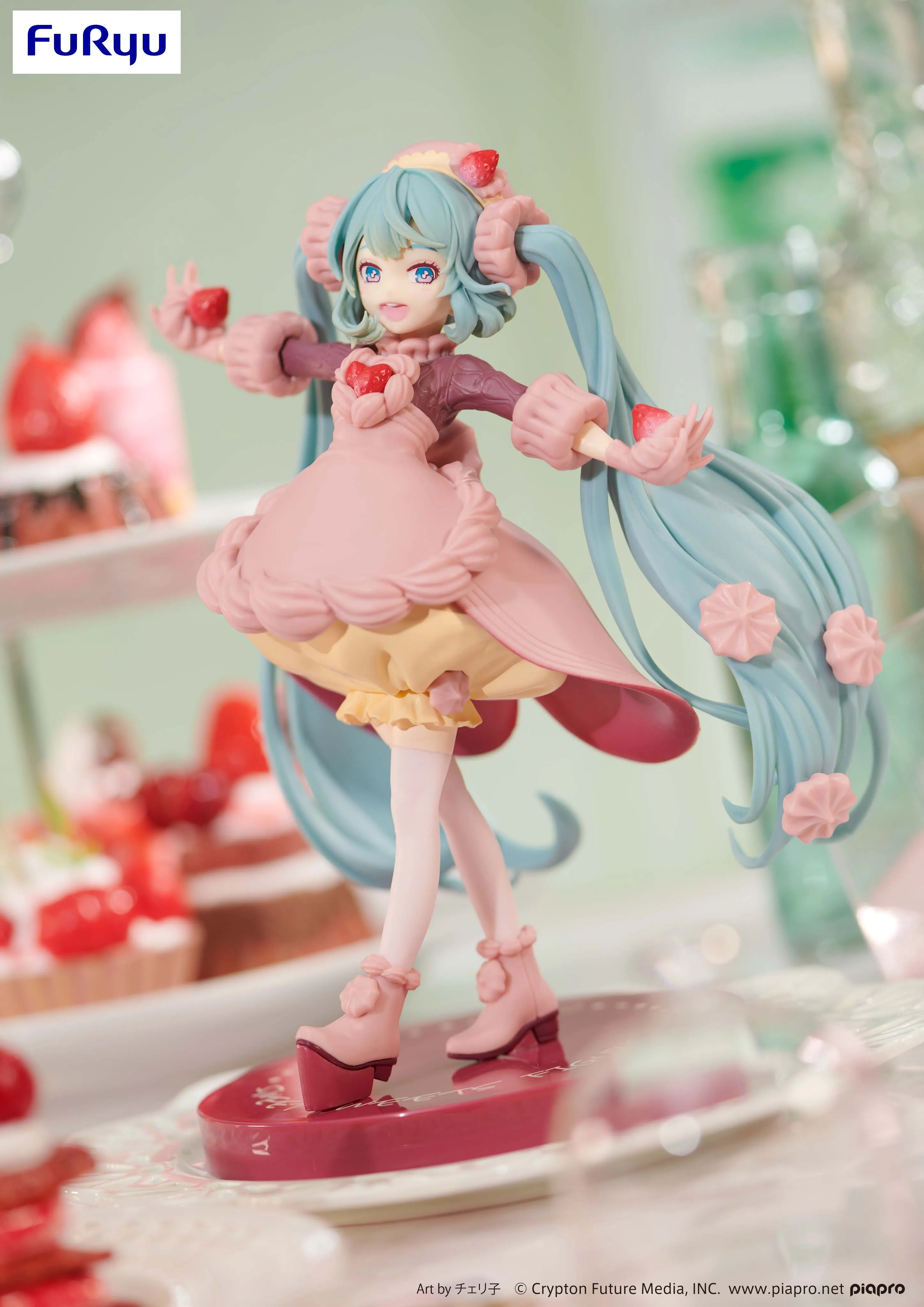 Фото Предварительная продажа, Оригинальные фигурки FuRyu sweetsweet Series Piapro Hatsune Miku клубника, шоколад, кондитерские фигурки аниме, игрушки-модели №4