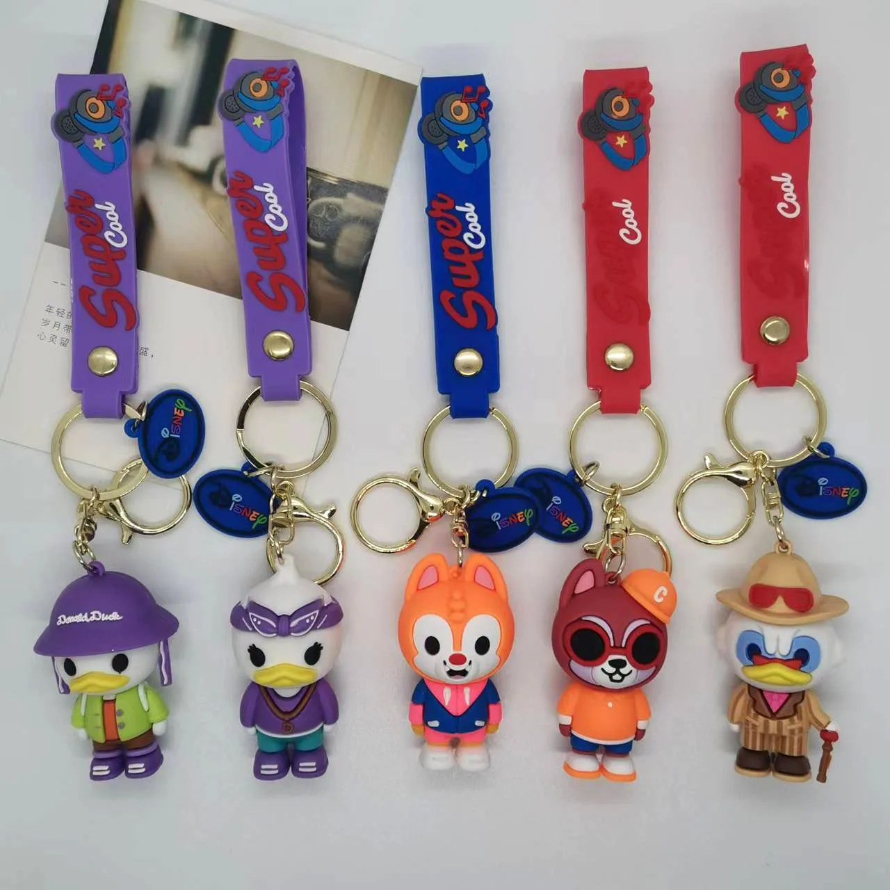Disney Donald Duck Keychain Cute Chip and Dale Keyring Fashion Bag Ornament Car Key Chain Kawaii Girl Boy Kids Gift