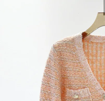 

Jacquard Knitted Sweater Women V-Neck Sweet Single Breasted Long-Sleeved Buttons Decoration Cardigan 2022 New