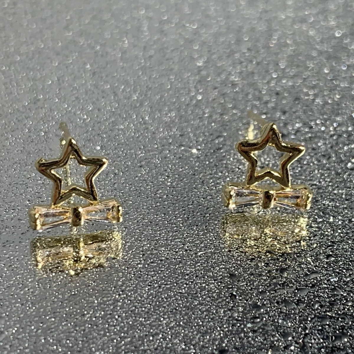 

Mini Metal Bow Earrings Golden Sweet Cute Bow Earrings Women's Fashion Minimalist Jewelry Gift