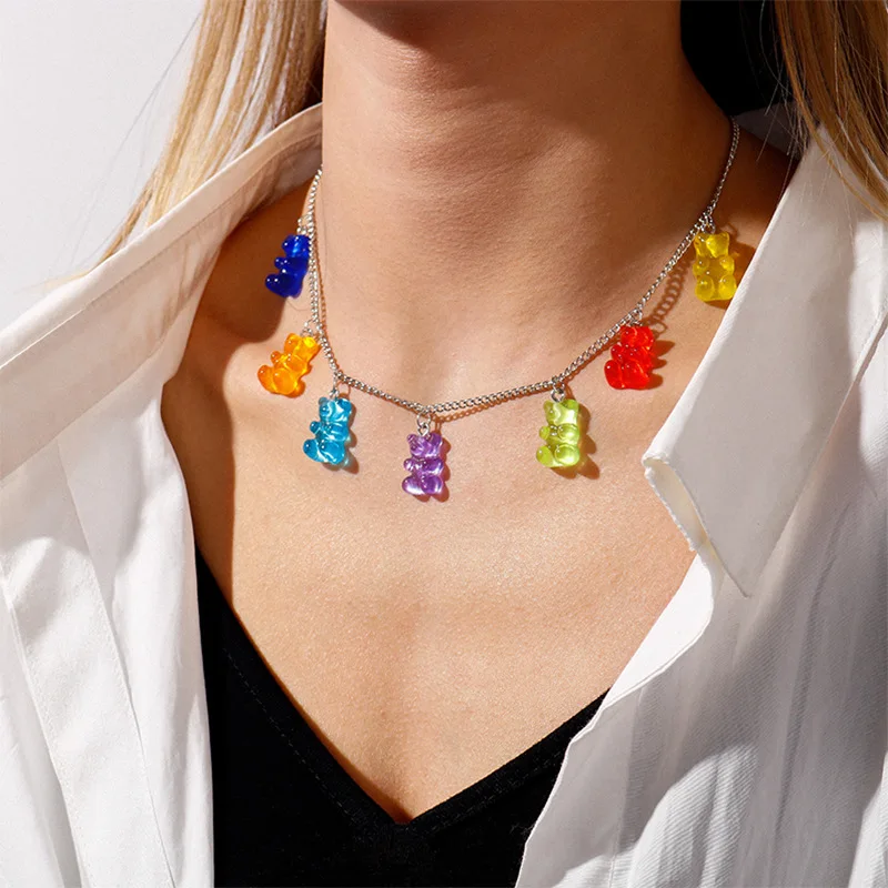 

Fashion Colorful Resin Bear Pendant Necklace for Women Cartoon Animal Candy Color Dangle Clavicular Necklaces Party Jewelry